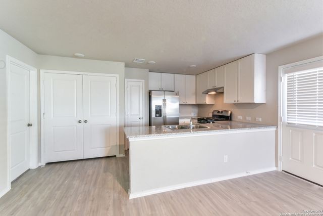 9123 Griffith Run, Converse, TX 78109