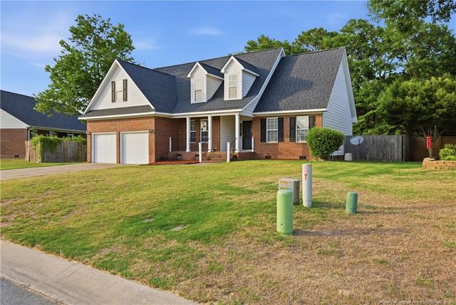 4211 Pete Warner Court, Hope Mills, NC 28348