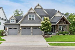 16415 56th Avenue N, Plymouth, MN 55446