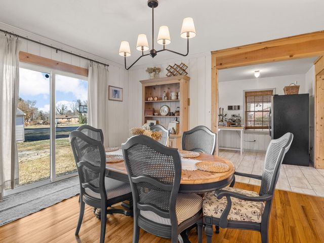 3998 Dale Ct, Boiling Springs, SC 29316