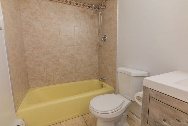 10 Josephine Street 205, North Providence, RI 02904