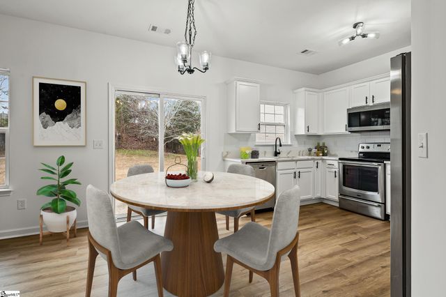 29 Golden Acre Court, Simpsonville, SC 29681