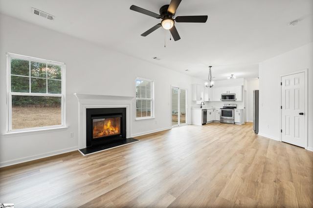 29 Golden Acre Court, Simpsonville, SC 29681