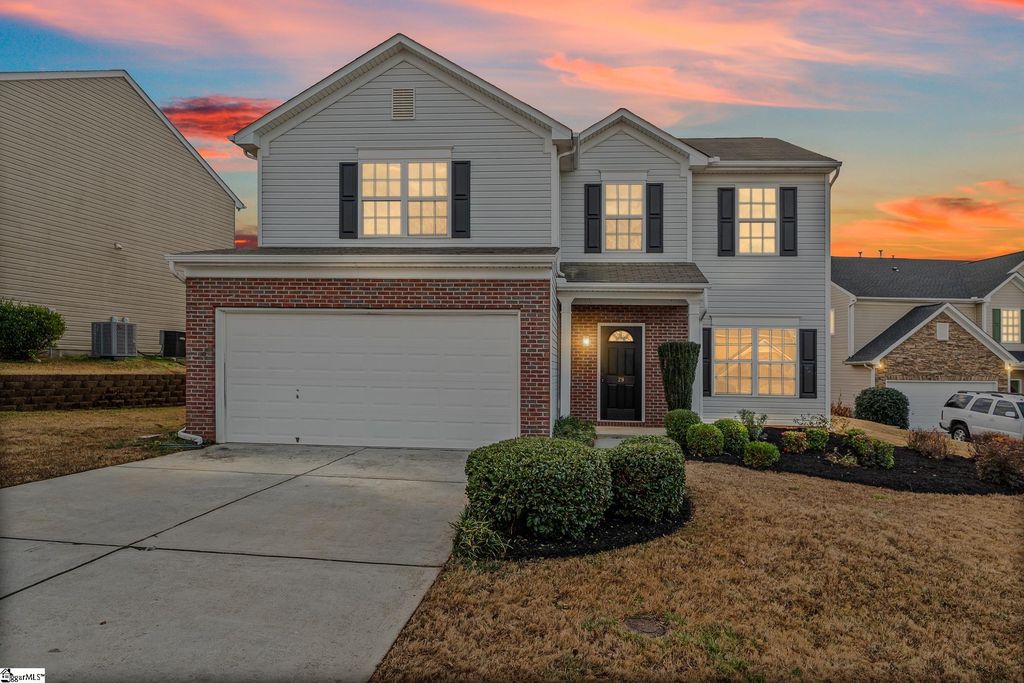 29 Golden Acre Court, Simpsonville, SC 29681