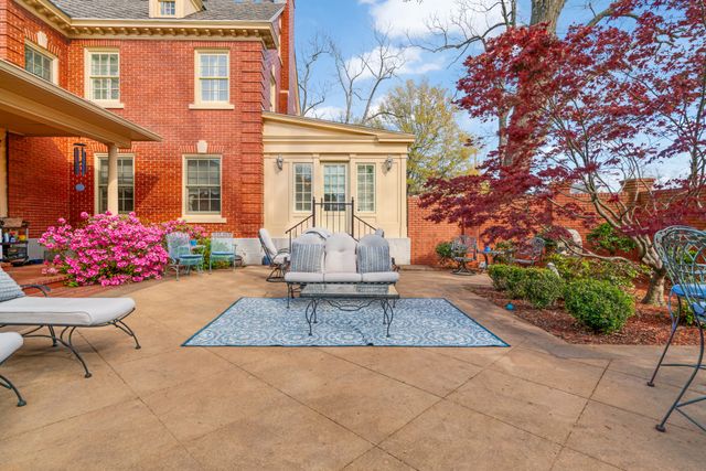 854 S Church, Paris, TX 75460