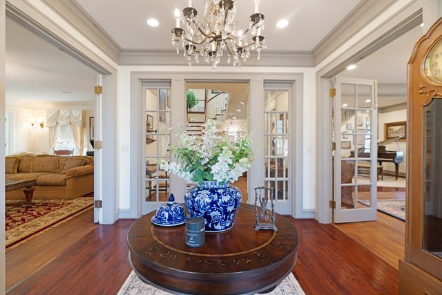 854 S Church, Paris, TX 75460