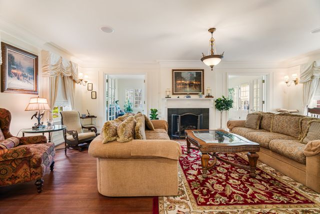 854 S Church, Paris, TX 75460