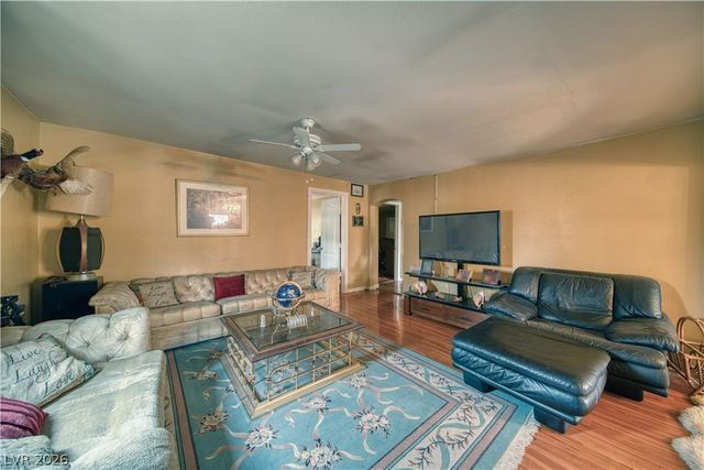 1610 West Vondell Drive, Pahrump, NV 89048