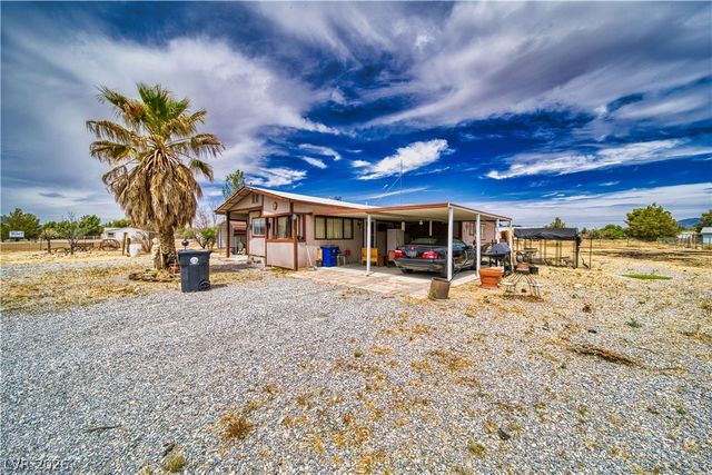 1610 West Vondell Drive, Pahrump, NV 89048