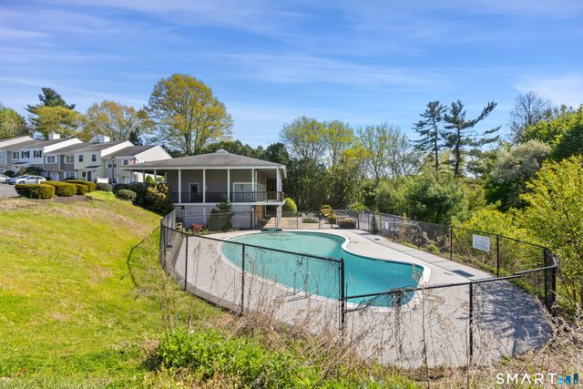93 Park Avenue 1703, Danbury, CT 06810