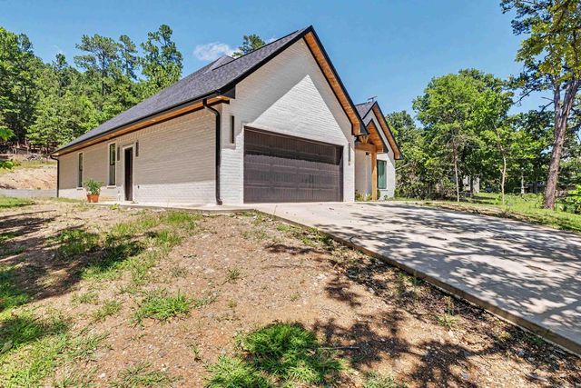 3011 Beauchamp road, Little Rock, AR 72210