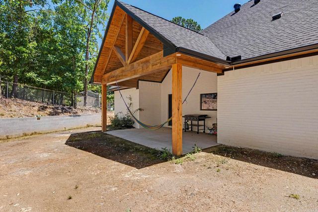 3011 Beauchamp road, Little Rock, AR 72210