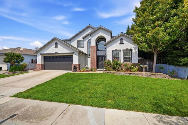 1371 Peregrine Drive, Gilroy, CA 95020