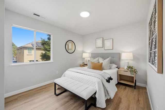 1371 Peregrine Drive, Gilroy, CA 95020