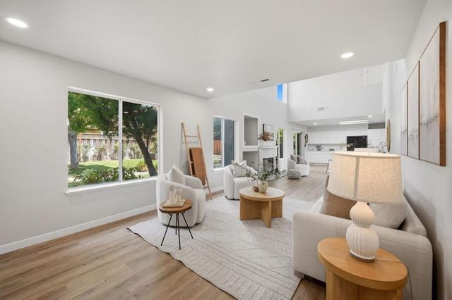 1371 Peregrine Drive, Gilroy, CA 95020