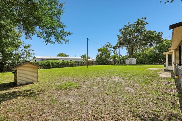 1109 W C 48, Bushnell, FL 33513