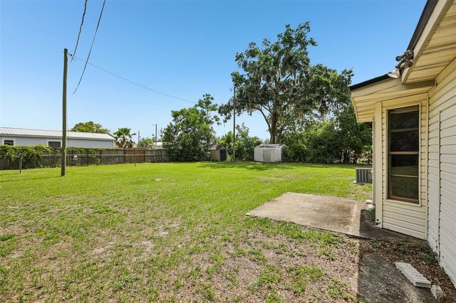 1109 W C 48, Bushnell, FL 33513