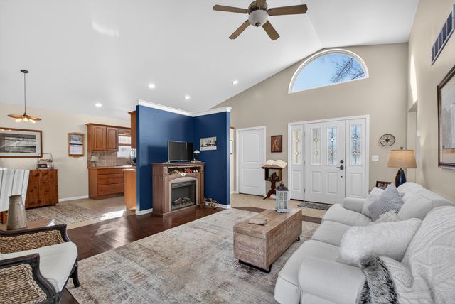 167 Golfview Drive, Columbia Twp, MI 49230