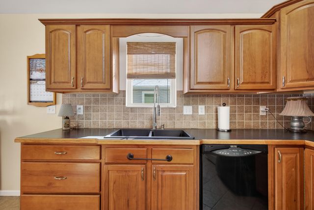 167 Golfview Drive, Columbia Twp, MI 49230