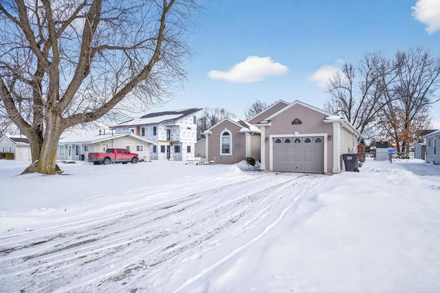 167 Golfview Drive, Columbia Twp, MI 49230