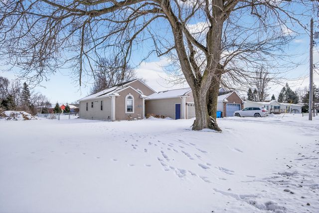 167 Golfview Drive, Columbia Twp, MI 49230