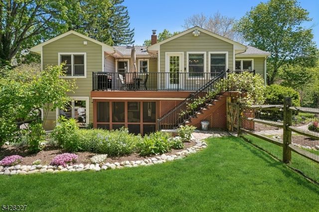 57 Ambar Pl, Bernardsville Boro, NJ 07924