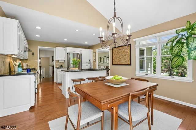 57 Ambar Pl, Bernardsville Boro, NJ 07924