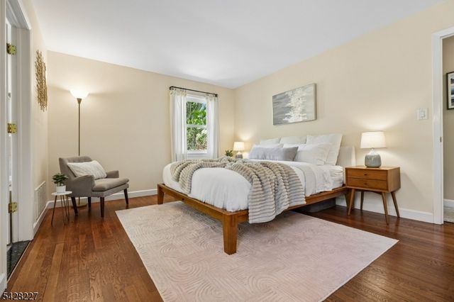 57 Ambar Pl, Bernardsville Boro, NJ 07924