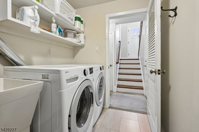 57 Ambar Pl, Bernardsville Boro, NJ 07924