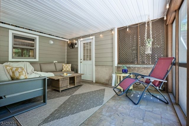 57 Ambar Pl, Bernardsville Boro, NJ 07924