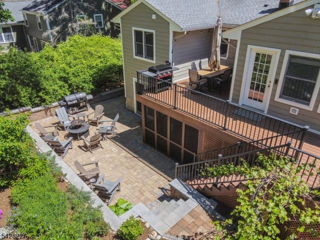 57 Ambar Pl, Bernardsville Boro, NJ 07924