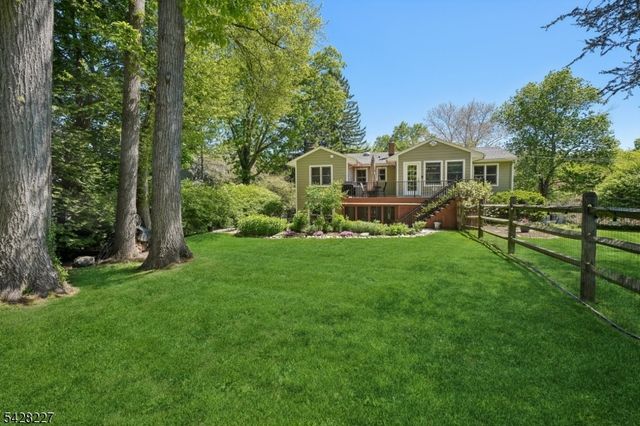 57 Ambar Pl, Bernardsville Boro, NJ 07924
