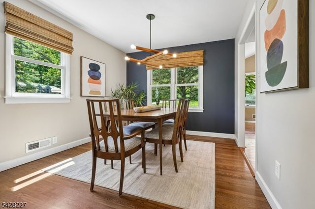 57 Ambar Pl, Bernardsville Boro, NJ 07924