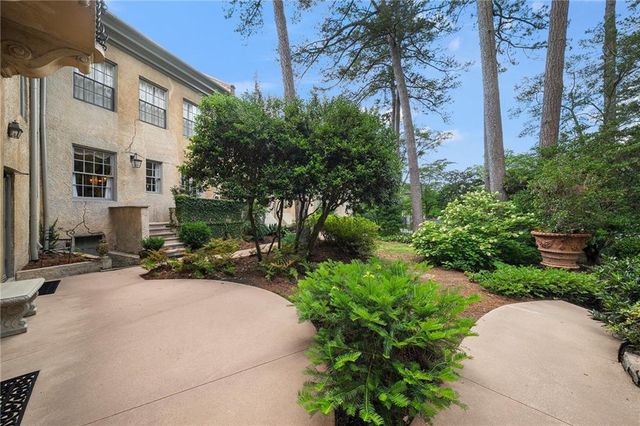 200 Montgomery Ferry Drive NE 30, Atlanta, GA 30309