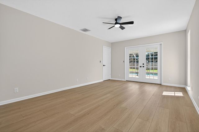 916 Meadow Avenue, Wellington, FL 33414