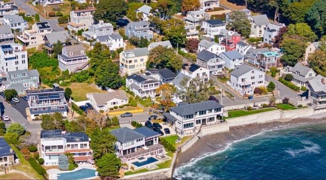 150 Bass Point Rd 2, Nahant, MA 01908