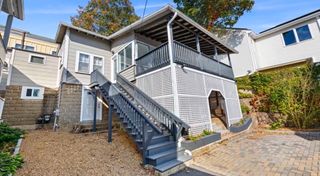 150 Bass Point Rd 2, Nahant, MA 01908