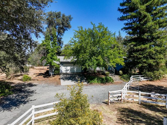 10640 Devonshire Cir, Penn Valley, CA 95946