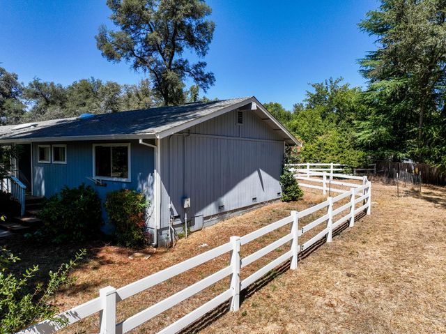 10640 Devonshire Cir, Penn Valley, CA 95946