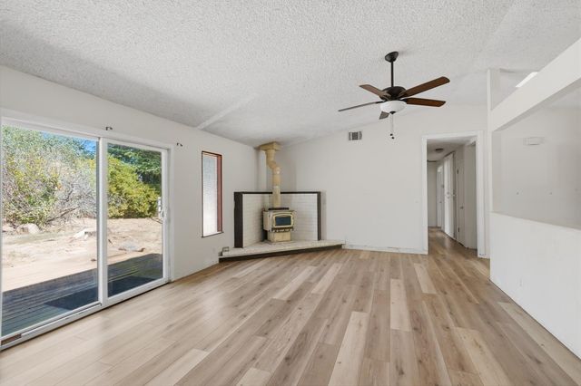 10640 Devonshire Cir, Penn Valley, CA 95946