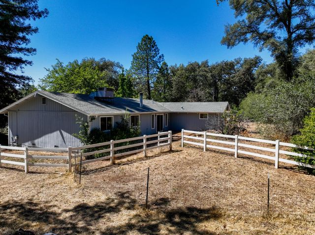 10640 Devonshire Cir, Penn Valley, CA 95946
