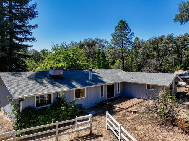 10640 Devonshire Cir, Penn Valley, CA 95946