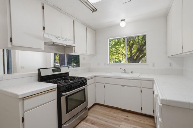 10640 Devonshire Cir, Penn Valley, CA 95946