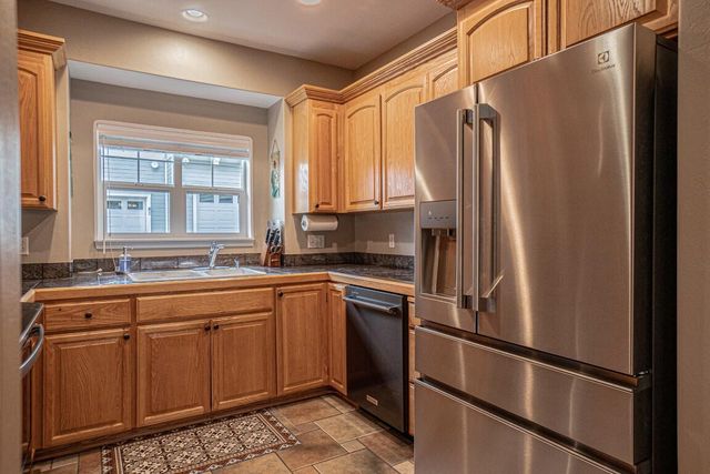 472 Scenic Drive, Ashland, OR 97520
