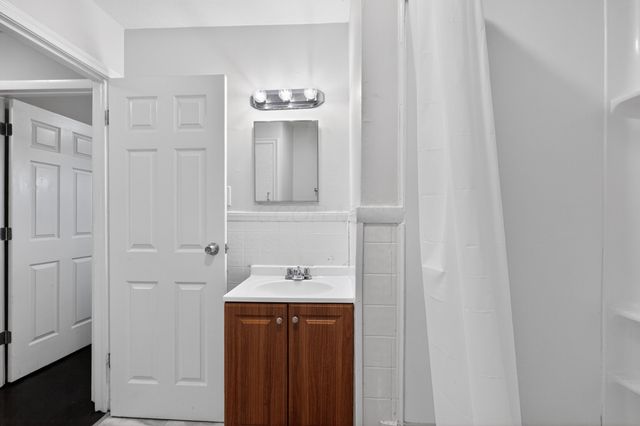 1024 S Kellner Road, Columbus, OH 43209