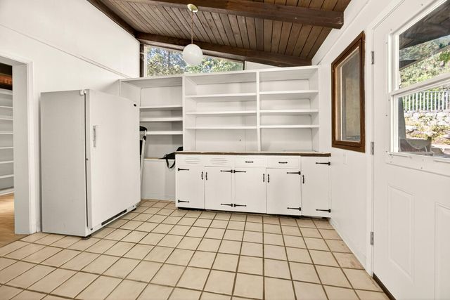 34 Scenic Drive, Ashland, OR 97520