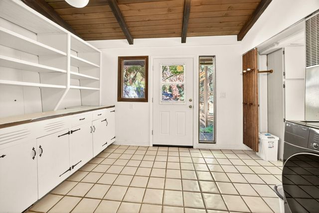 34 Scenic Drive, Ashland, OR 97520