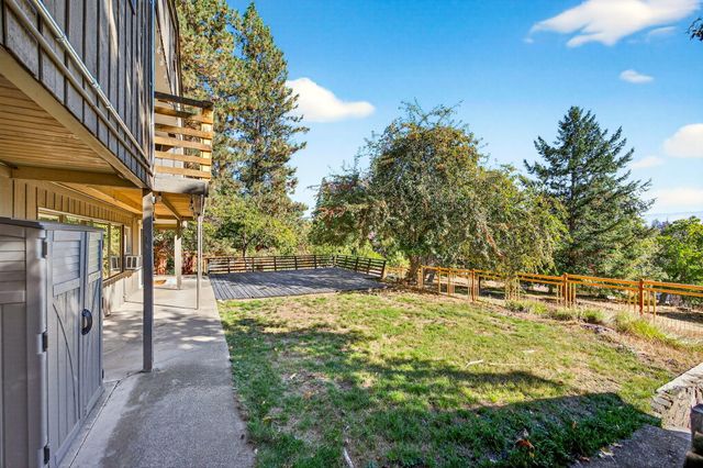 34 Scenic Drive, Ashland, OR 97520