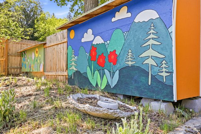 34 Scenic Drive, Ashland, OR 97520