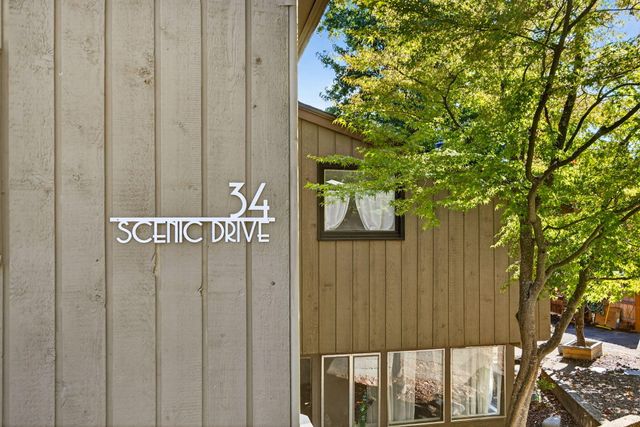 34 Scenic Drive, Ashland, OR 97520